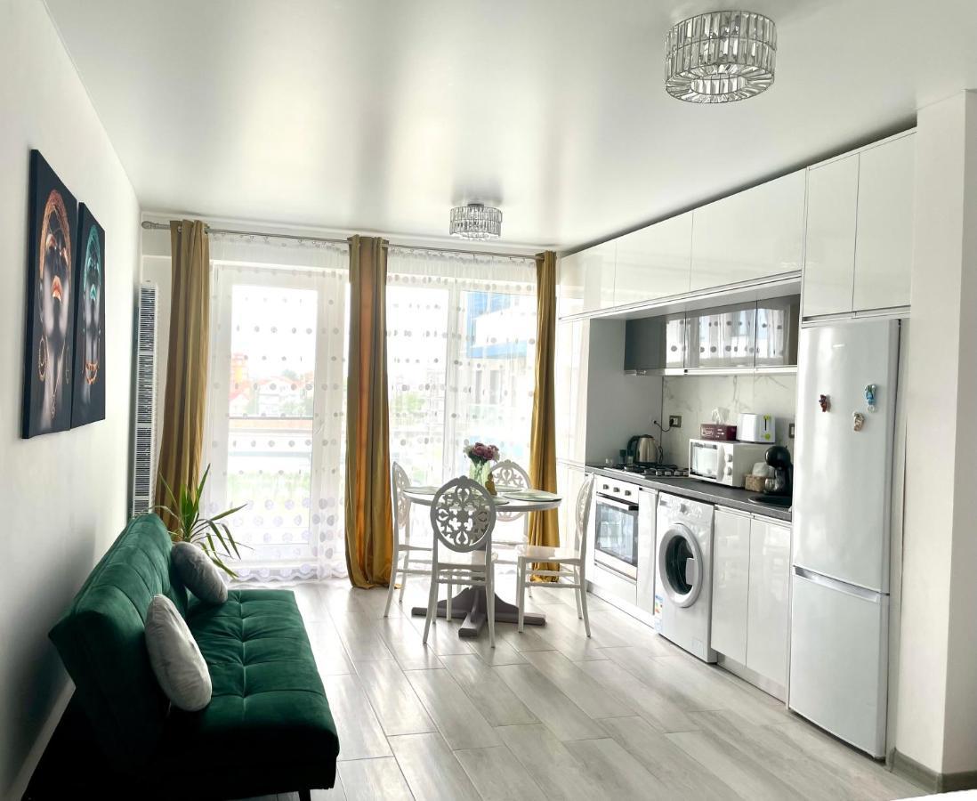 Apartament Dominic 2 Beds 1 Sofa Parking Pool Apartament By Alezzi Nord10 Năvodari Zewnętrze zdjęcie