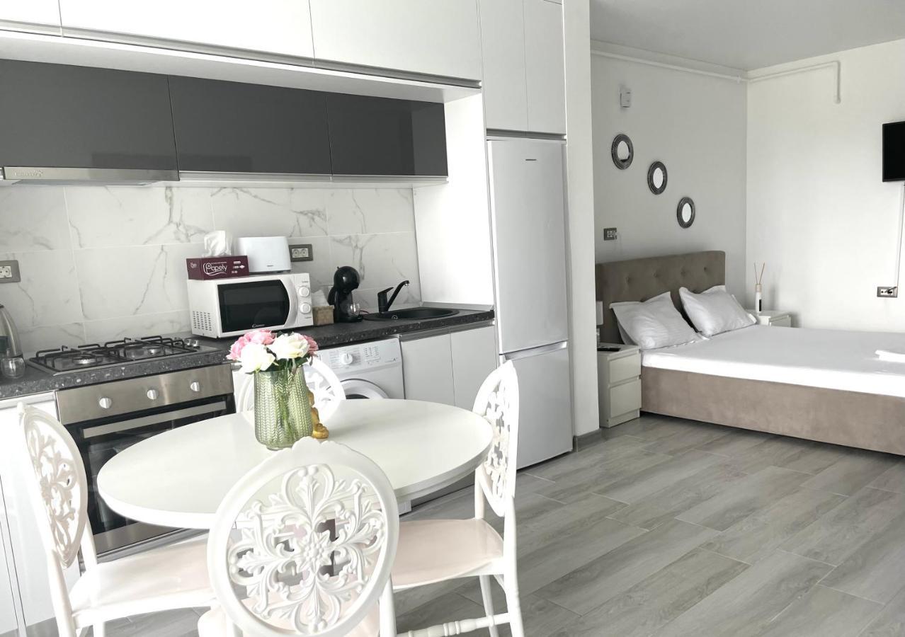 Apartament Dominic 2 Beds 1 Sofa Parking Pool Apartament By Alezzi Nord10 Năvodari Zewnętrze zdjęcie