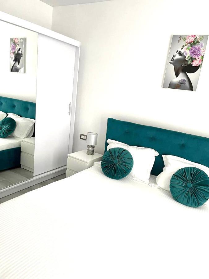 Apartament Dominic 2 Beds 1 Sofa Parking Pool Apartament By Alezzi Nord10 Năvodari Zewnętrze zdjęcie